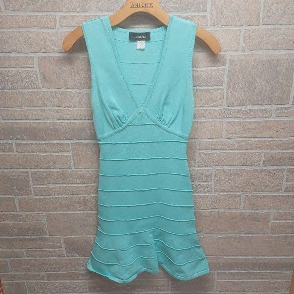 Vintage 1990s Legend Cocktail Blue Bandage Style V neck Dress Size Small